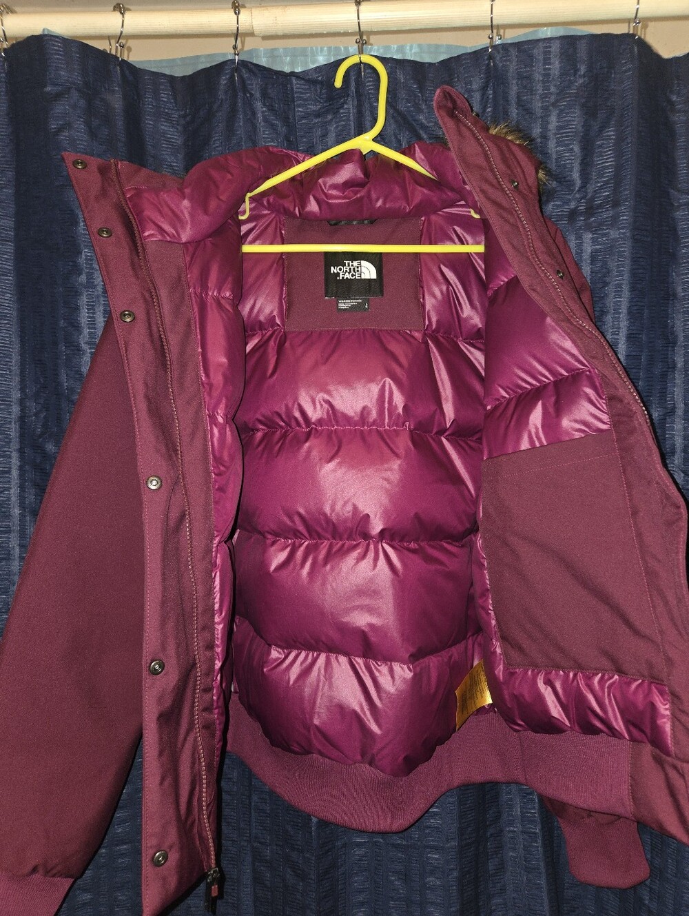 The North Face Women's Artic Bomber LIKE NEW SIZE L - Picture 11 of 11